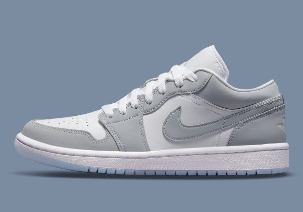 Air Jordan 1 Low
"Wolf Grey" (Women's)