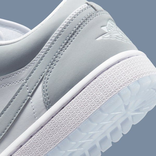 Air Jordan 1 Low
"Wolf Grey" (Women's)