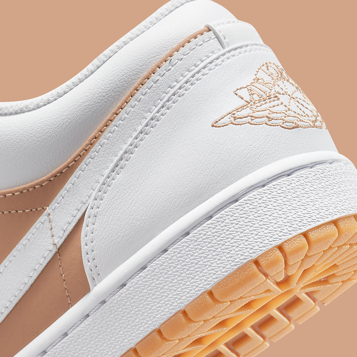 Air Jordan 1 Low
"Gum White"