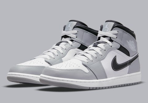 Air Jordan 1 Mid
"Light Smoke Grey" (GS)