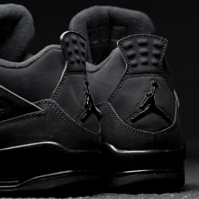 Air Jordan 4 Retro "Black Cat"