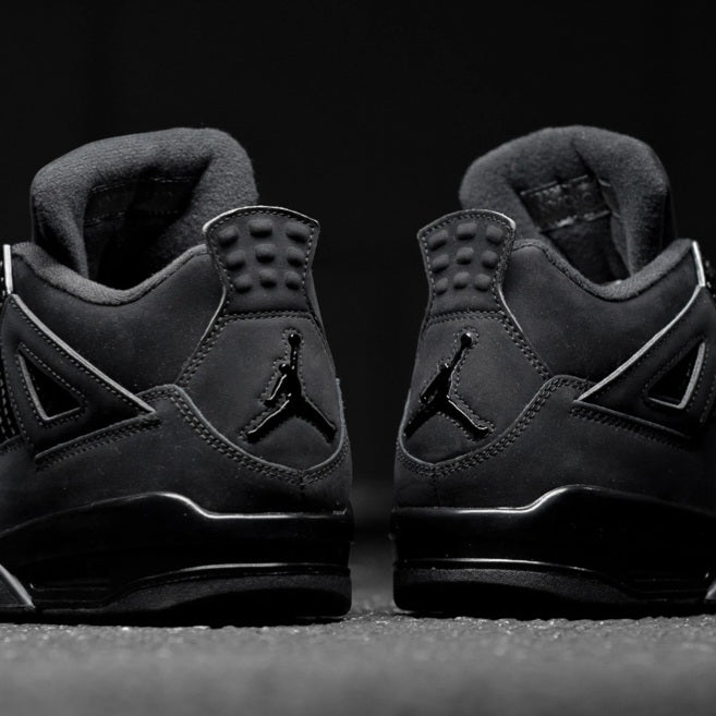 Air Jordan 4 Retro "Black Cat"