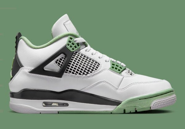 Air Jordan 4 Retro
"Seafoam" (Women's)