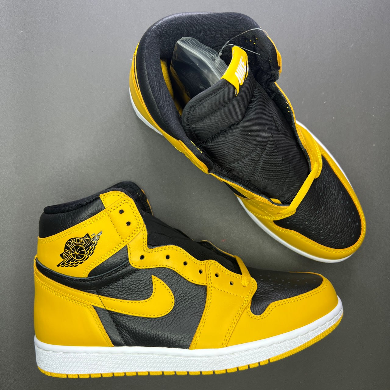 Air Jordan 1 High "Pollen"