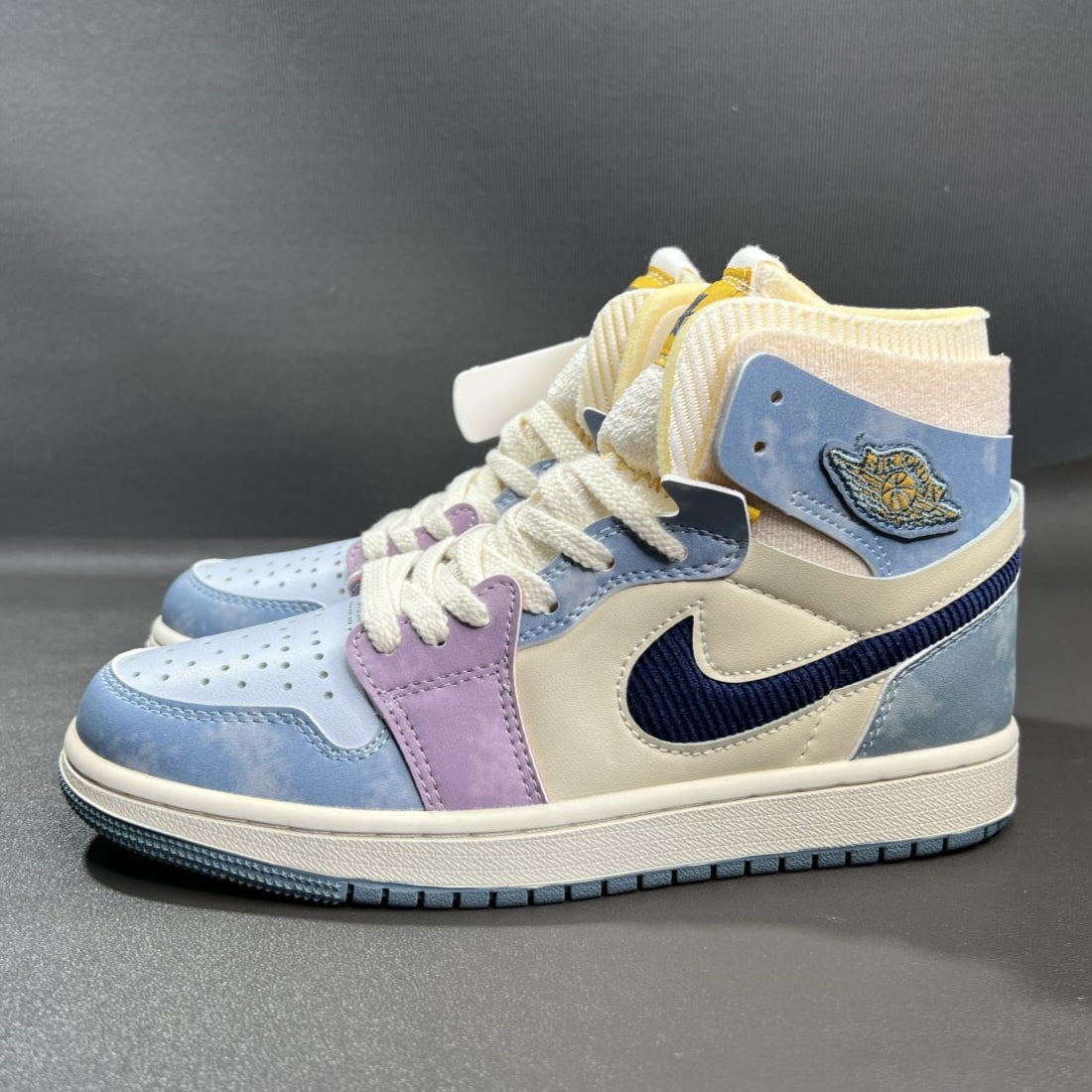 Air Jordan 1 High Zoom Comfort Wmns "Celestine Blue"