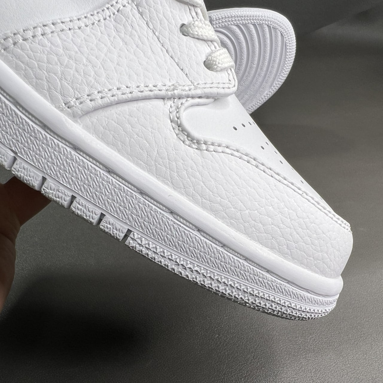 Air Jordan 1 Low
"Triple White Tumbled Leather"