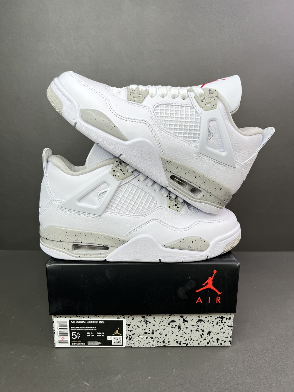 Air Jordan 4 Retro "White Oreo"