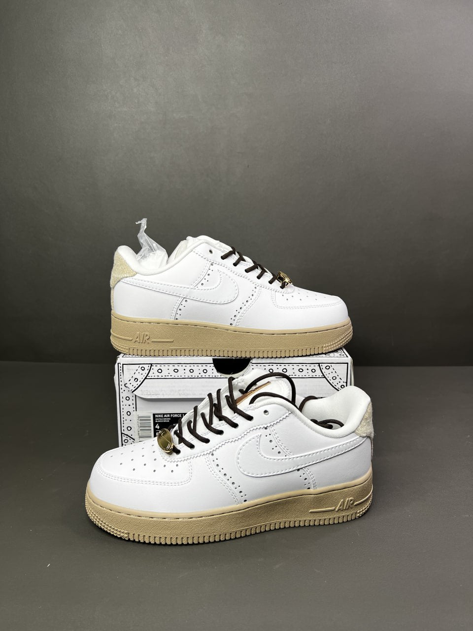 Air Force 1 Low '07 LX
"Brogue Sail" (Women's)