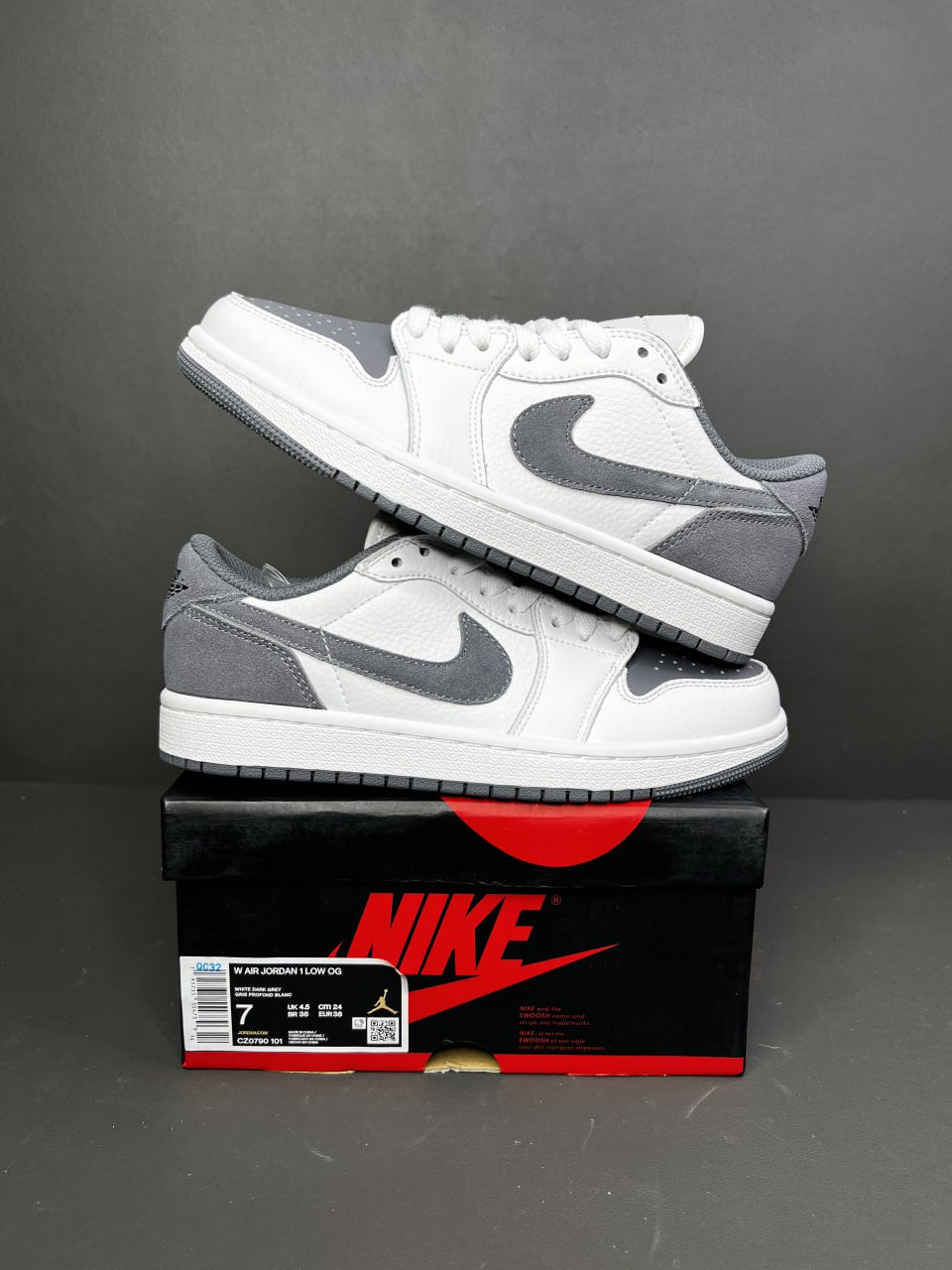 Air Jordan 1 Retro Low OG
"Atmosphere Grey"