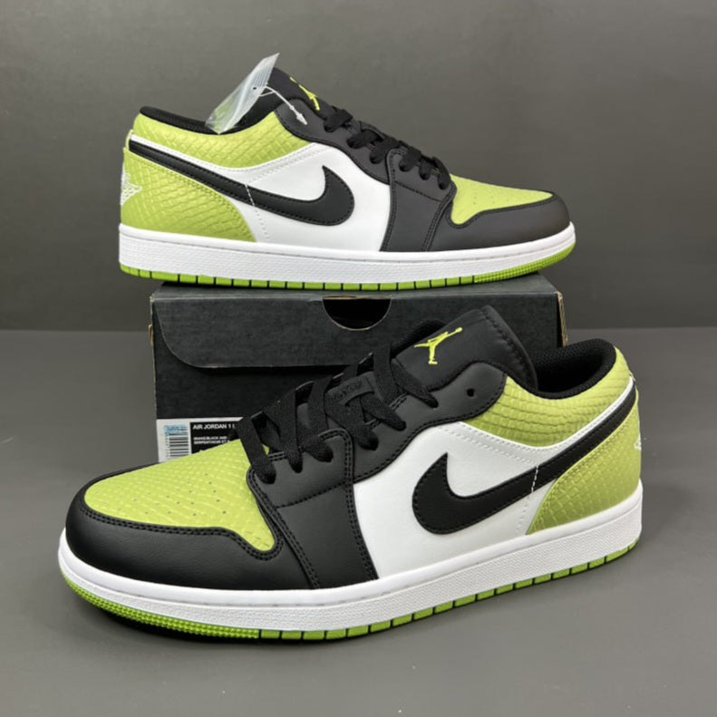 Air Jordan 1 Low
"Snakeskin Vivid Green" (Women's)