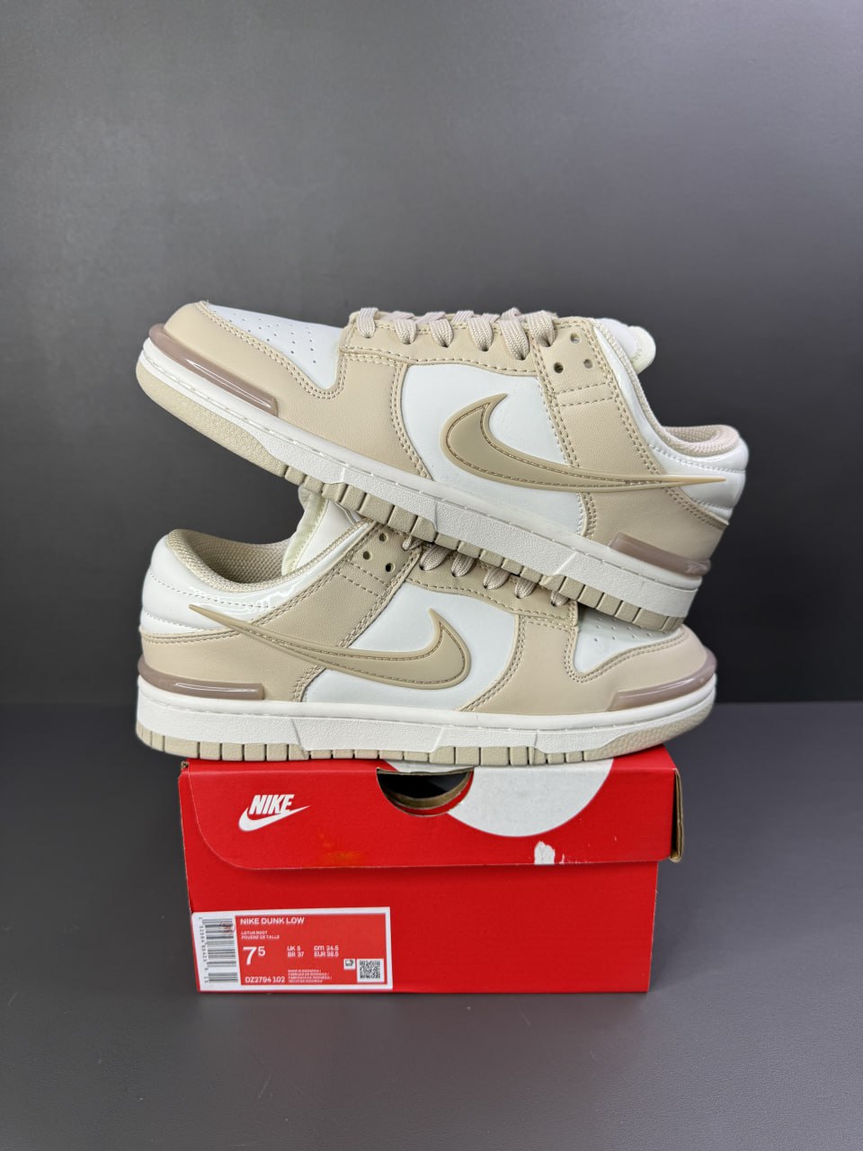 Nike Dunk Low Twist
"Sanddrift" x AMBUSH (Women's)