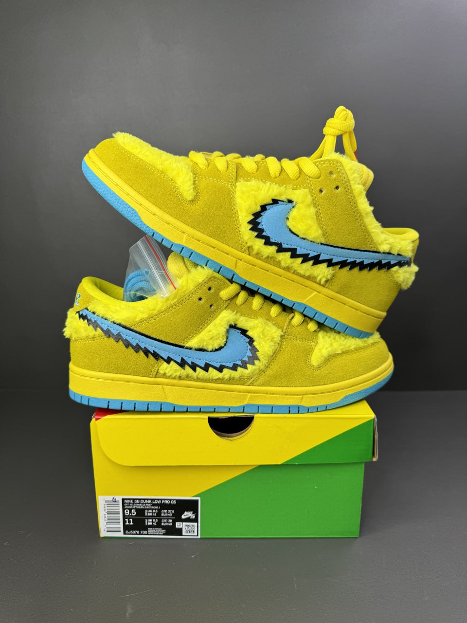 Nike SB Dunk Low x 
Grateful Dead Bears "Opti Yellow"