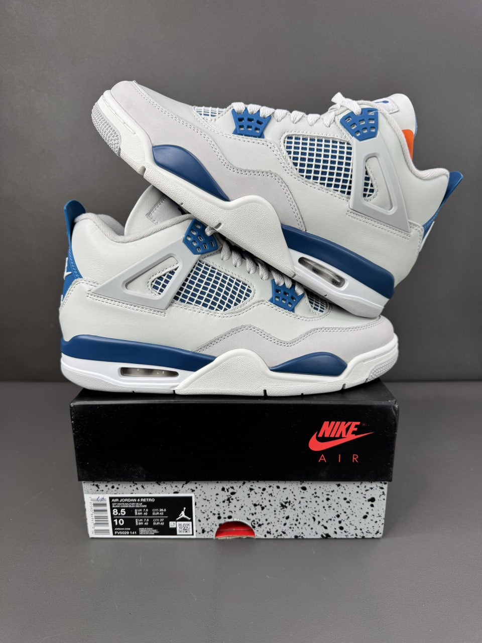 Air Jordan 4 Retro
"Military Blue"