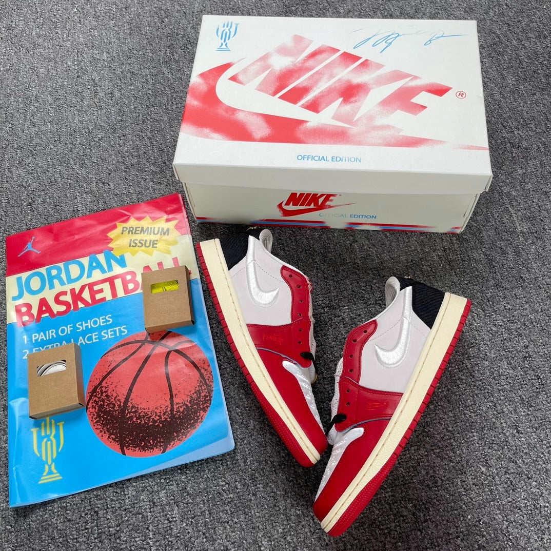 Air Jordan 1 Retro Low OG
"Trophy Room Rookie Card Home" (Numbered)