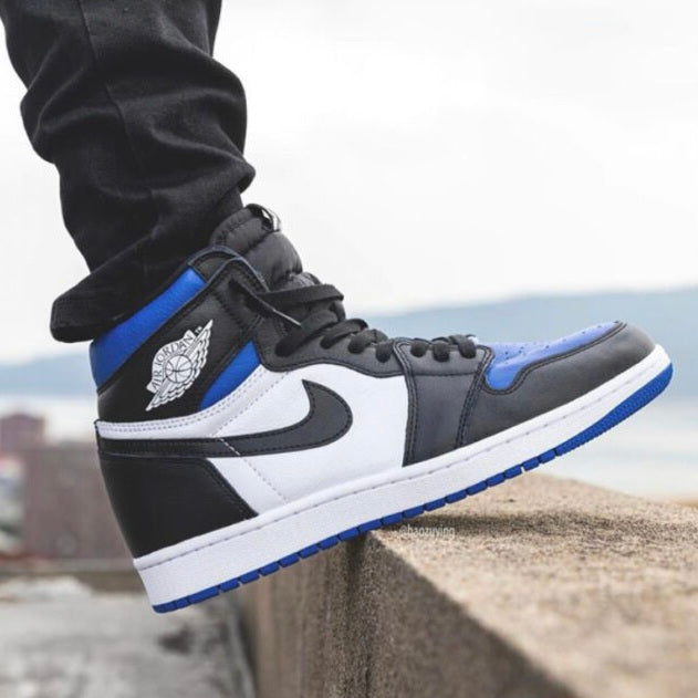 Air Jordan 1 Retro High
"Royal Toe"