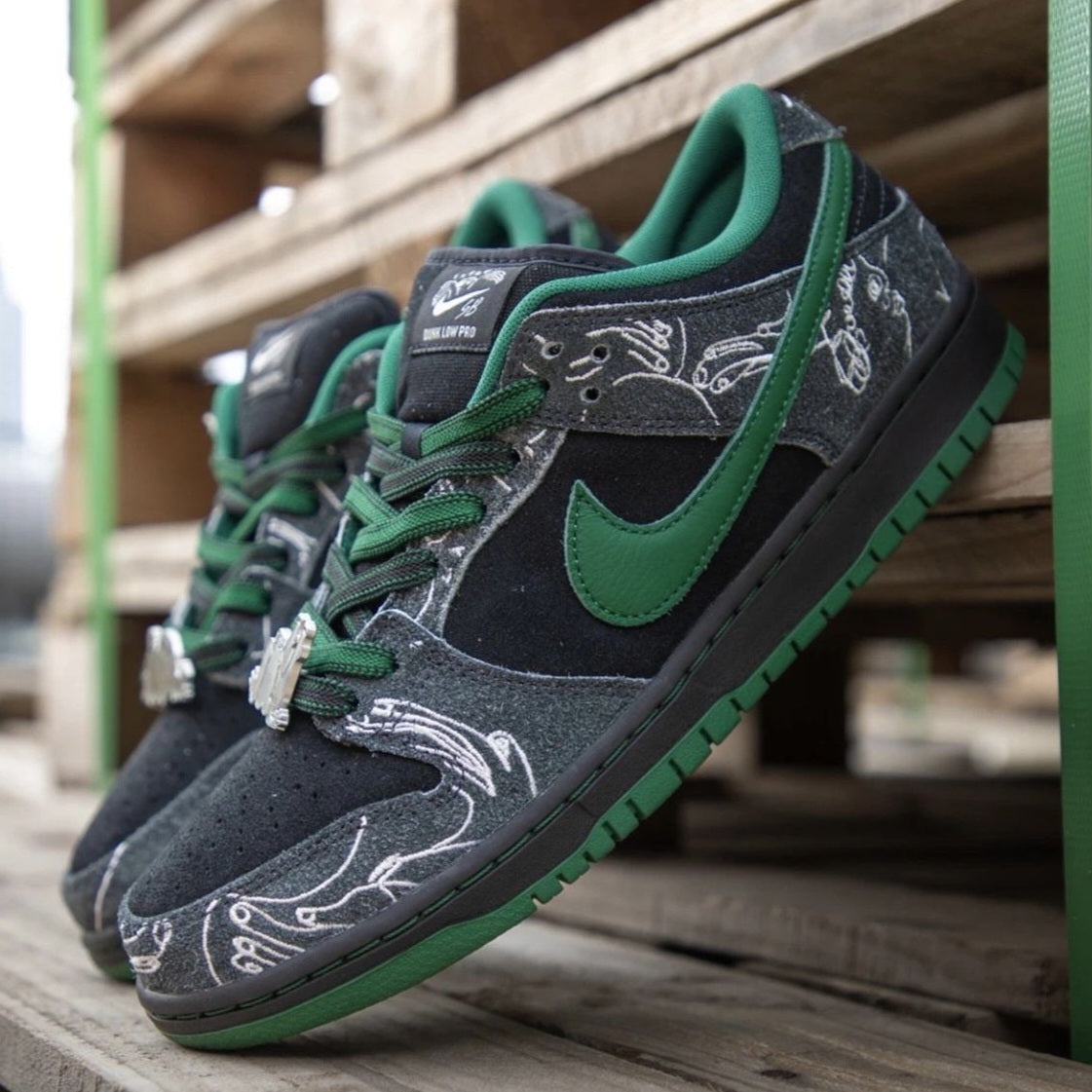 Nike SB Dunk Low
"There Skateboards"