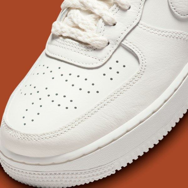 Air Force 1 Low '07 LV8
"Needlework" (Women's)