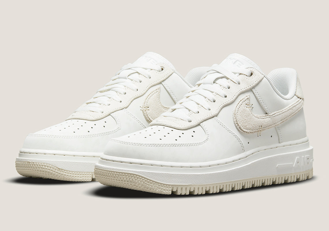 Air Force 1 Low Luxe
"Summit White Light Bone"