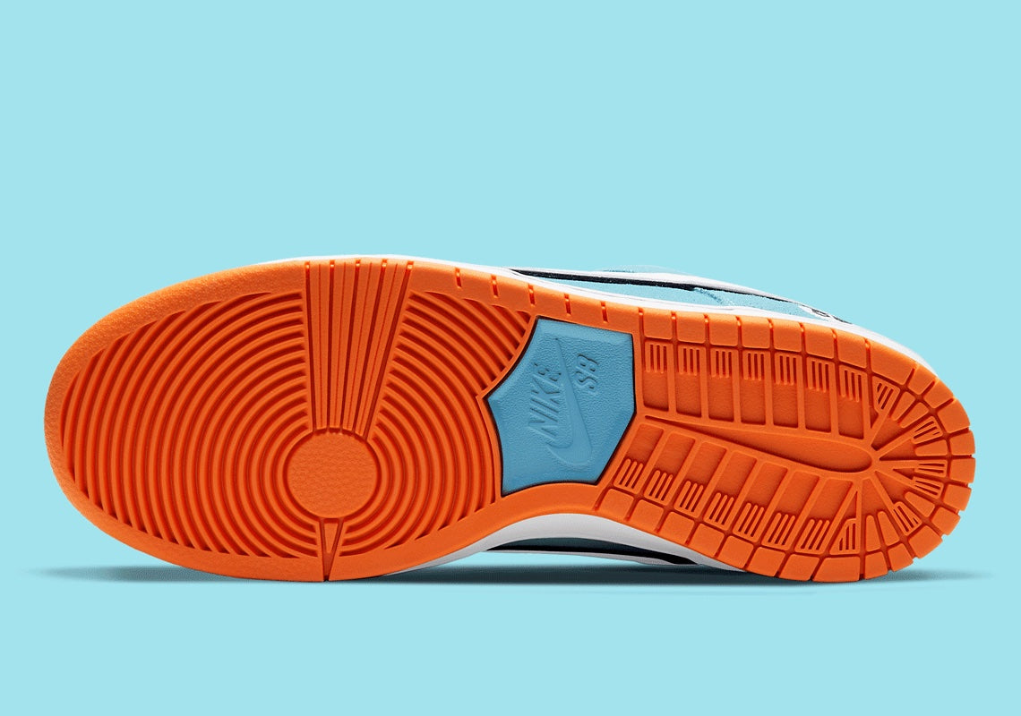 Nike SB Dunk Low
"Club 58 Gulf"