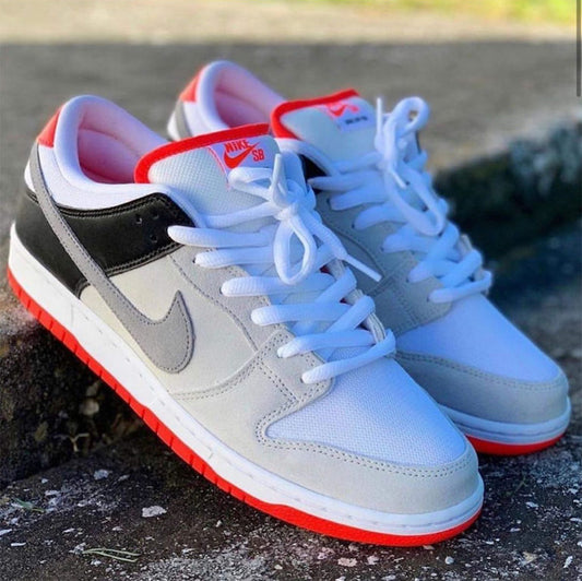 Nike SB Dunk Low
"Infrared Orange Label"