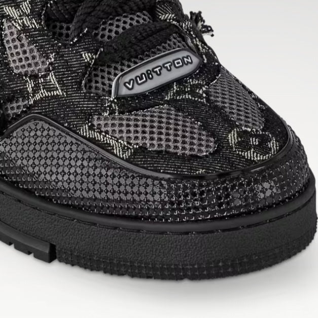 LOUIS VUITTON - LV Skate
"Black Swarovski Monogran"