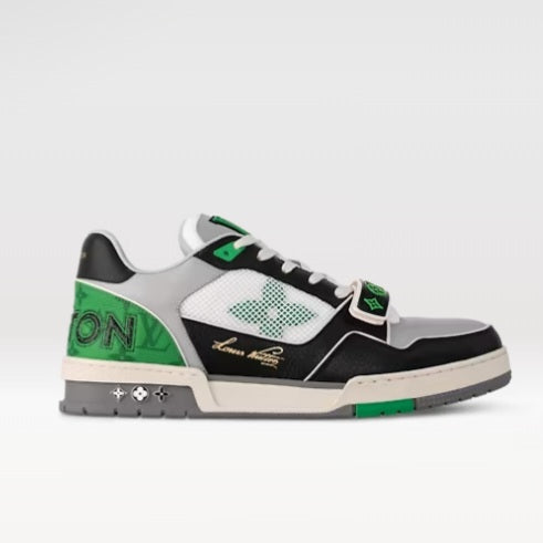 LOUIS VUITTON - LV Trainer
"Monogram strap Black White Green"