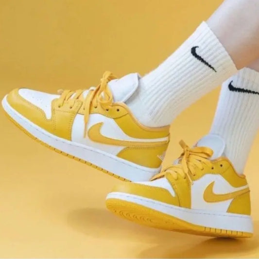 Air Jordan 1 Low
"Pollen"