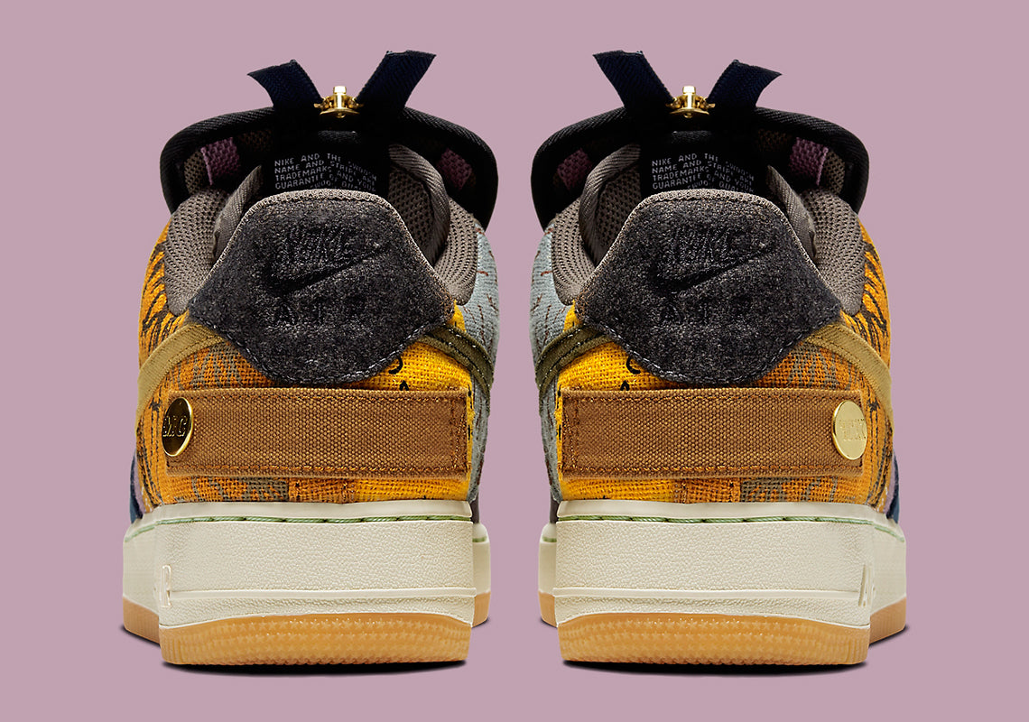 Air Force 1 Low x 
Travis Scott "Cactus Jack"