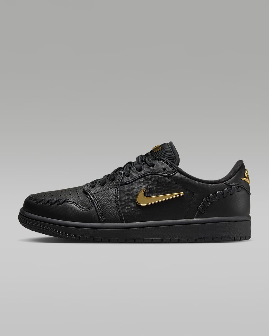 Air Jordan 1 Low
"Method of Make Black Metallic Gold" (Women's)