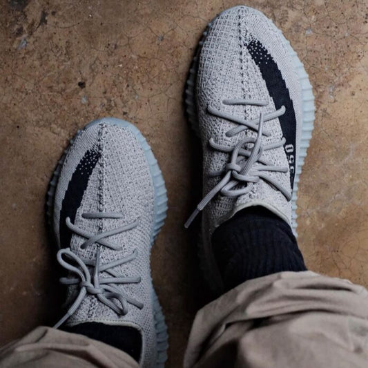 Adidas Yeezy Boost 350 V2
"Granite"