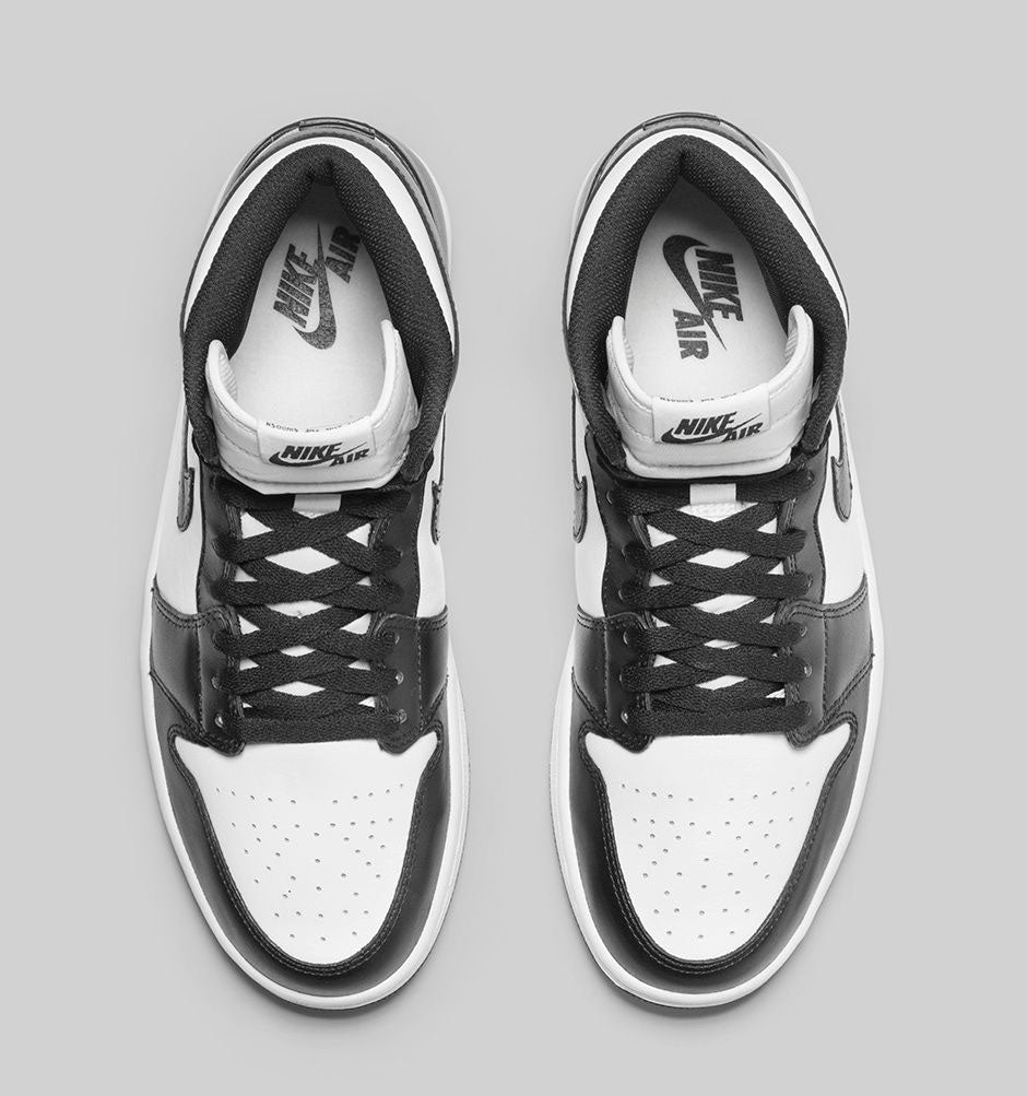 Air Jordan 1 Retro
"Black White"