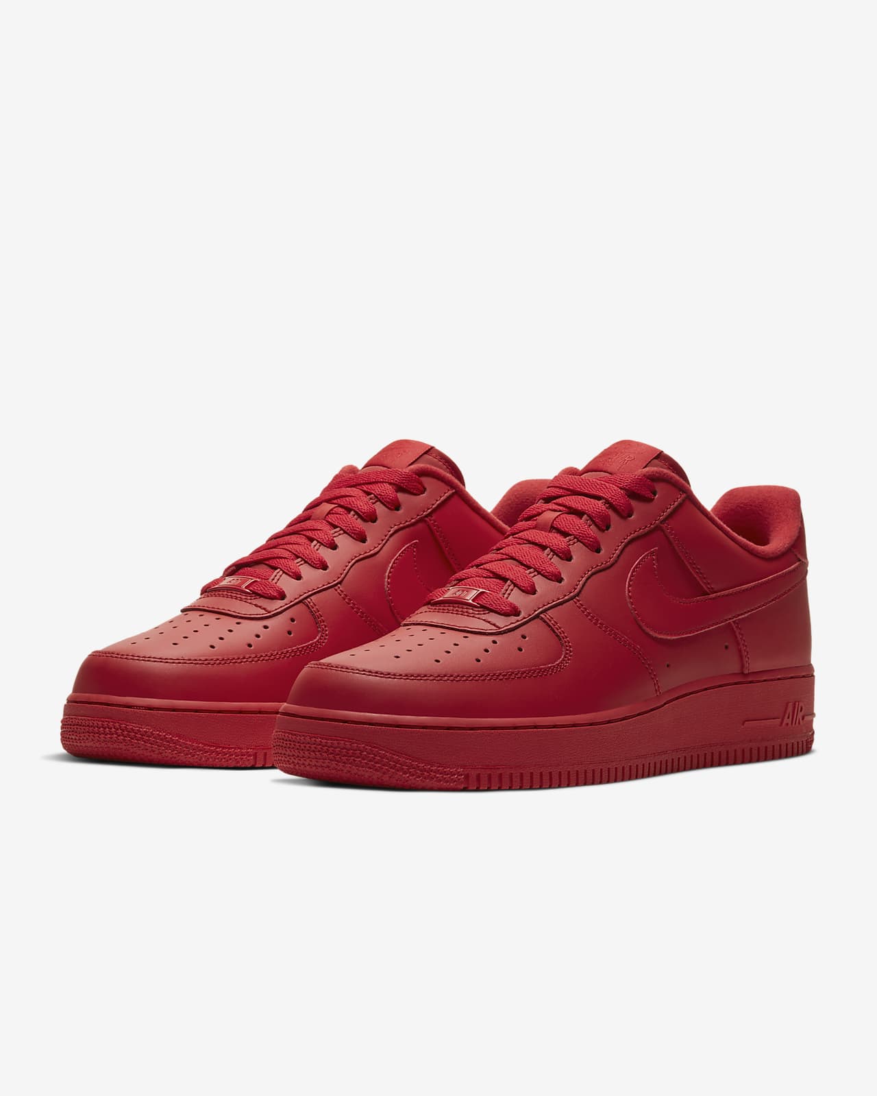 Air Force 1 Low '07 LV8
"Triple Red"