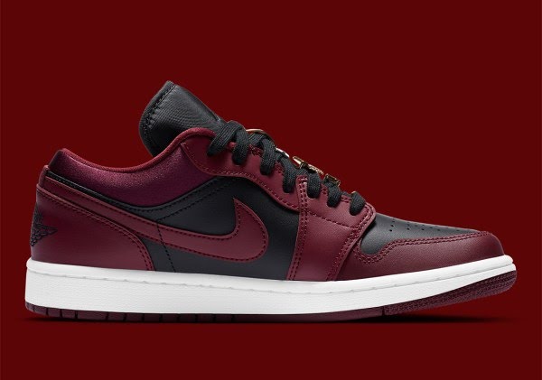 Air Jordan 1 Low
"Dark Beetroot Black" (Women's)