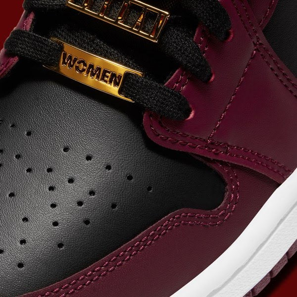 Air Jordan 1 Low
"Dark Beetroot Black" (Women's)