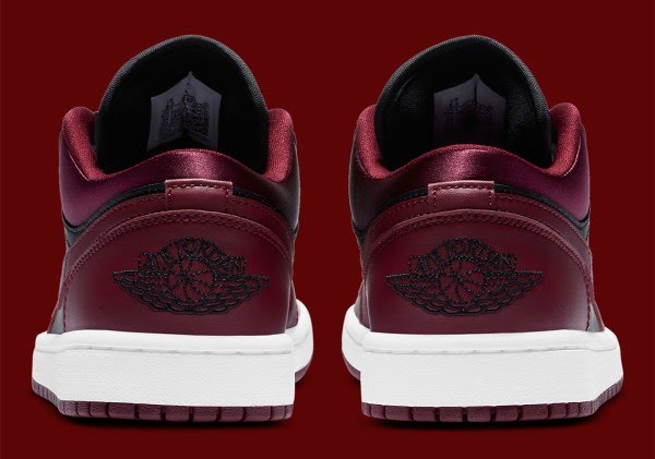 Air Jordan 1 Low
"Dark Beetroot Black" (Women's)