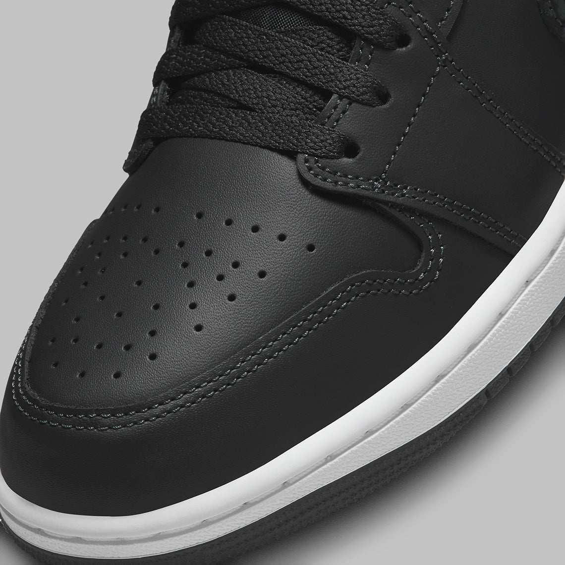 Air Jordan 1 Low SE
"Black Elephant"