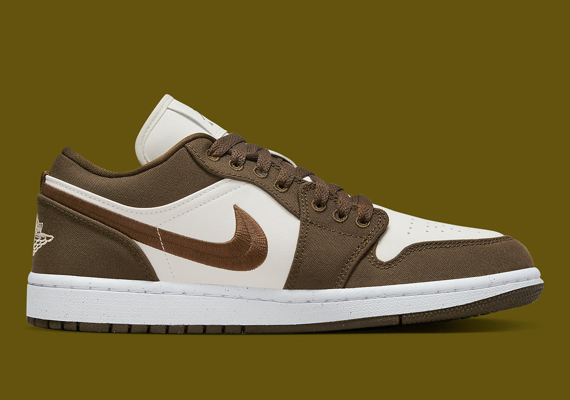 Air Jordan 1 Low SE
"Light Olive"