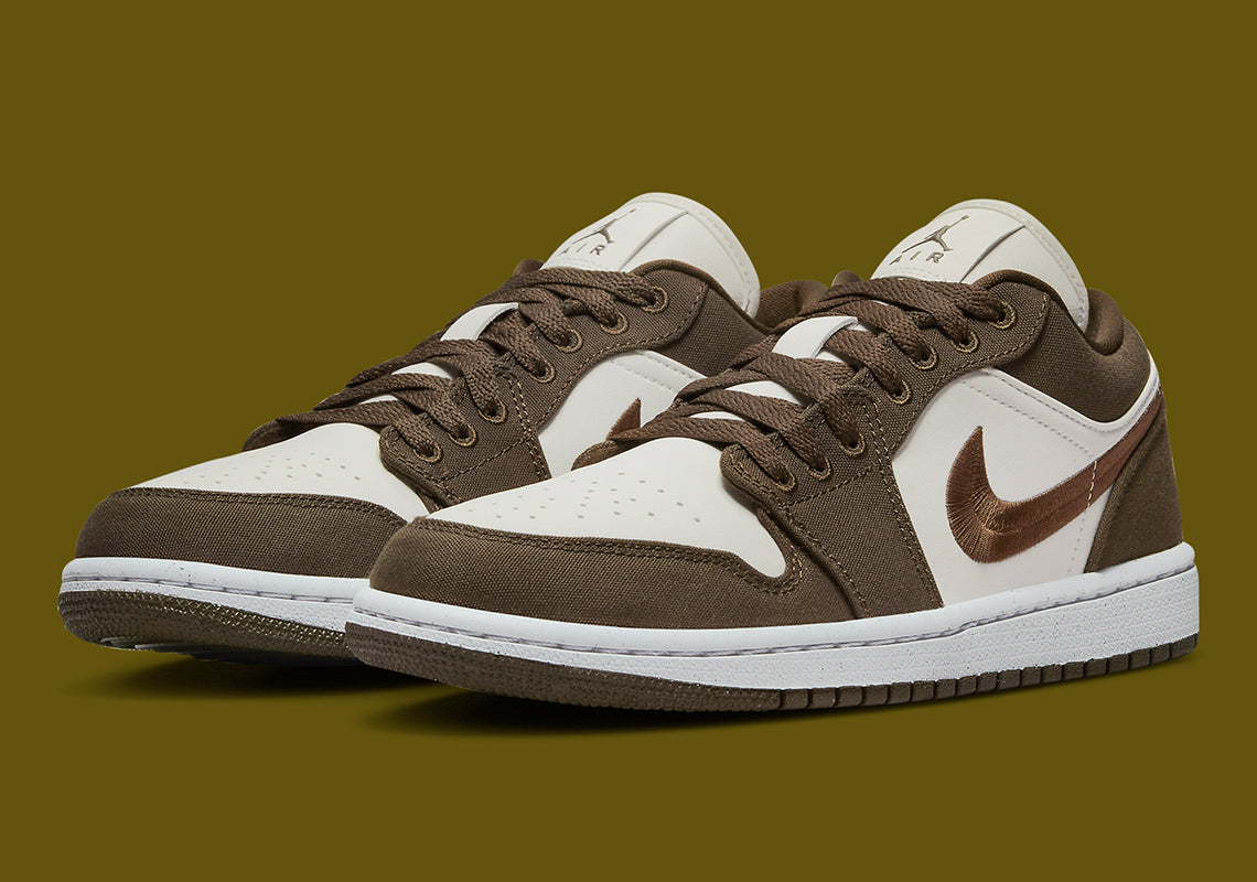 Air Jordan 1 Low SE
"Light Olive"