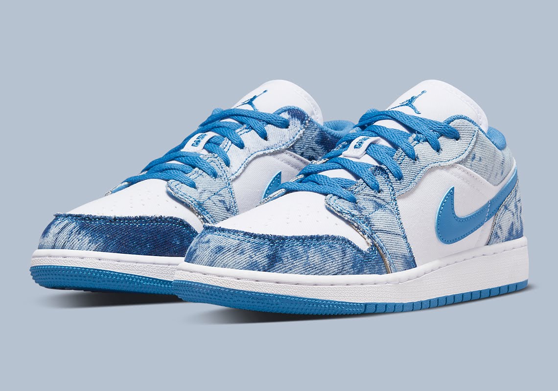 Air Jordan 1 Low
"Washed Denim"