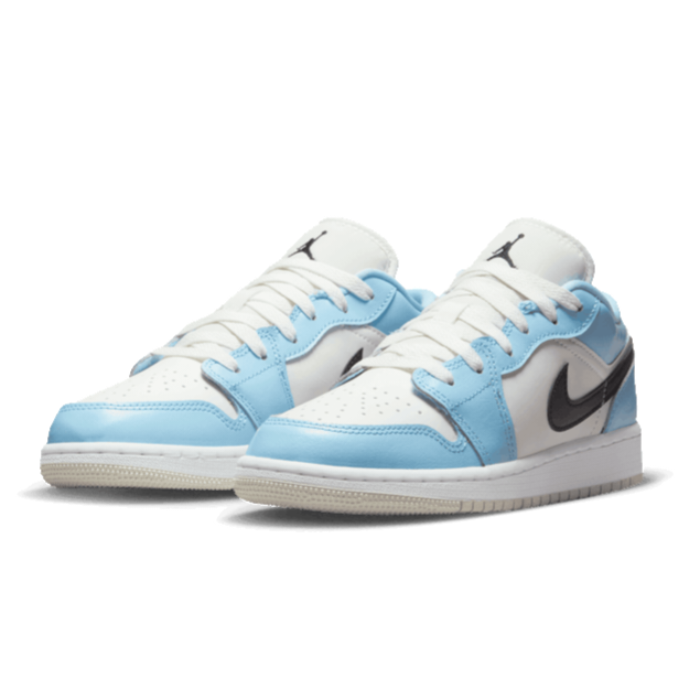 Air Jordan 1 Low
"Ice Blue Black"