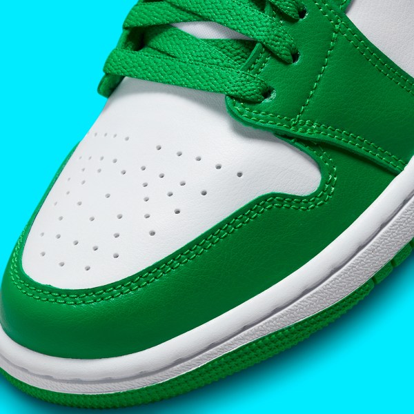 Air Jordan 1 Low
"Lucky Green Aquatone" (Women's)