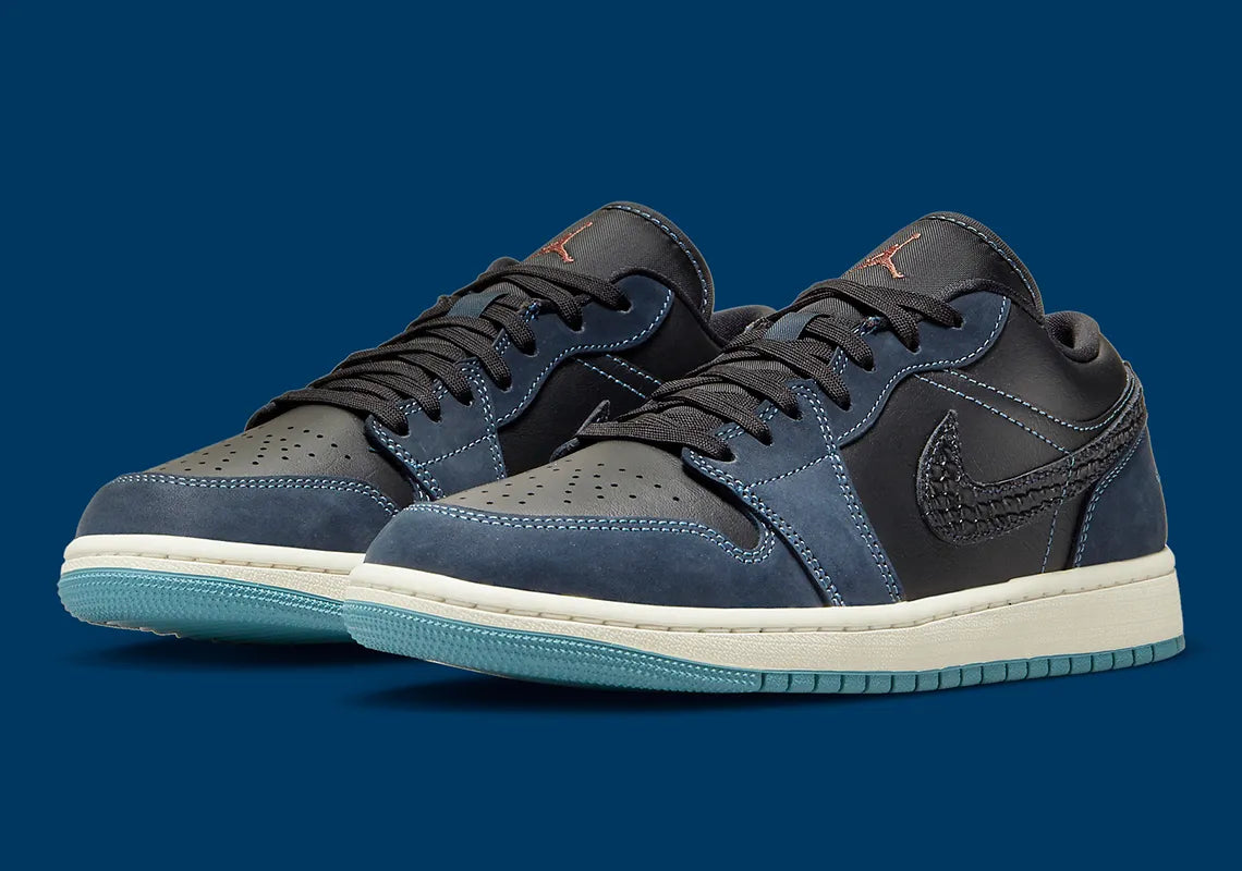 Air Jordan 1 Low SE
"Black Dark Obsidian Snakeskin"