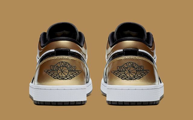 Air Jordan 1 Low
"Gold Toe"