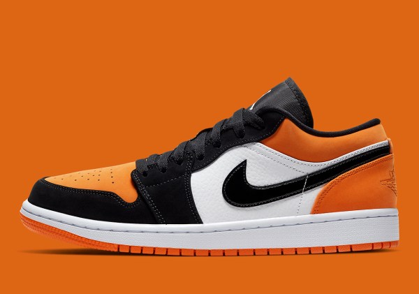 Air Jordan 1 Low
'Shattered Backboard"