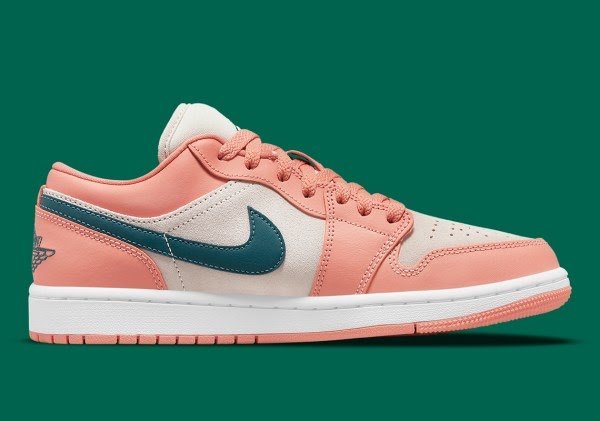 Air Jordan 1 Low
"Light Madder Root" (Women's)