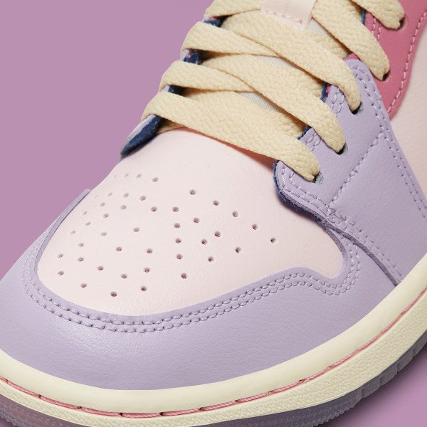 Air Jordan 1 Low
"Pastel Purple" (Women's)