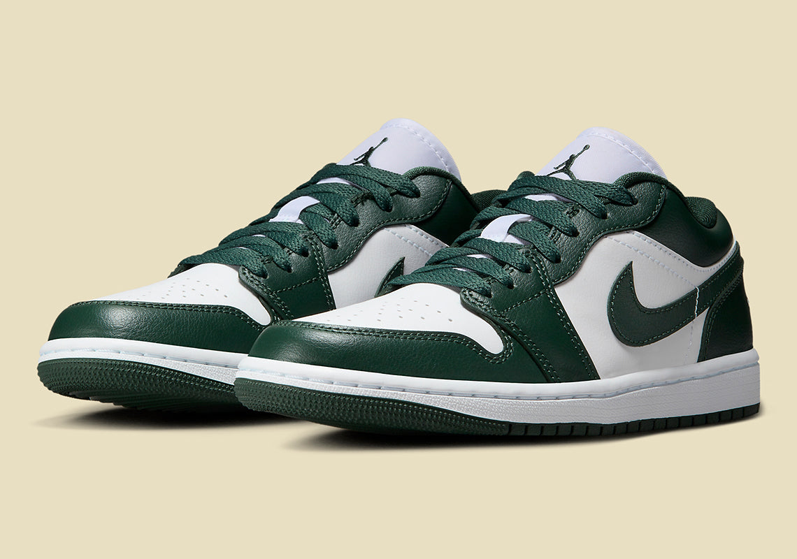 Air Jordan 1 Low
"Galactic Jade"