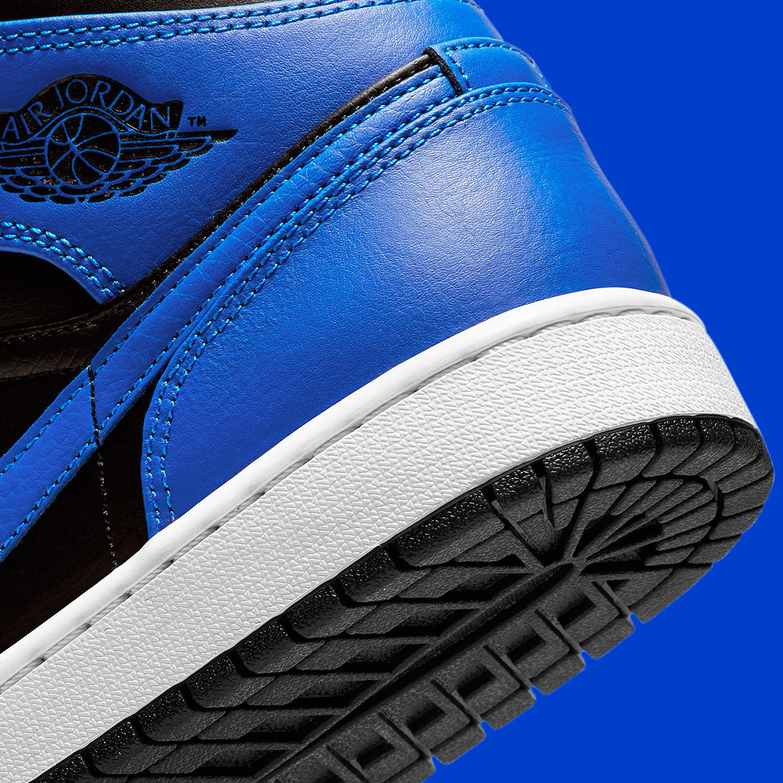 Air Jordan 1 Mid
"Hyper Royal Tumbled Leather"