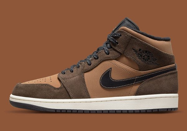 Air Jordan 1 Mid SE
"Dark Chocolate"