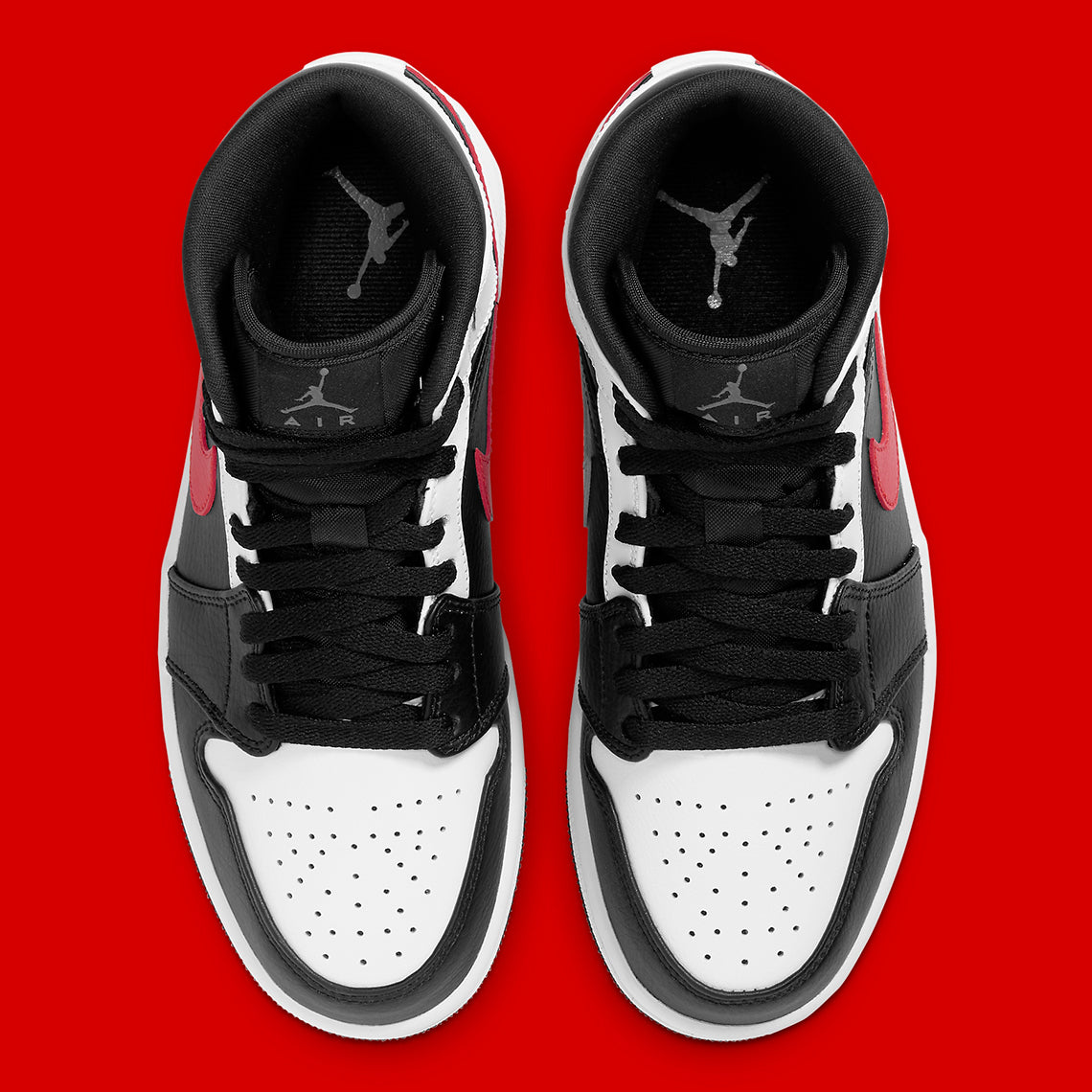 Air Jordan 1 Mid
"Black Chile Red White"